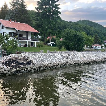 下米拉诺瓦茨Porecka Laguna公寓 外观 照片